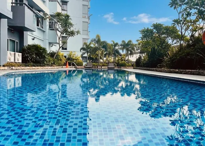 Kusela's Haven - Relaxing Oasis Balcony, Garden View, Workspace & Budget-friendly Apartamento *